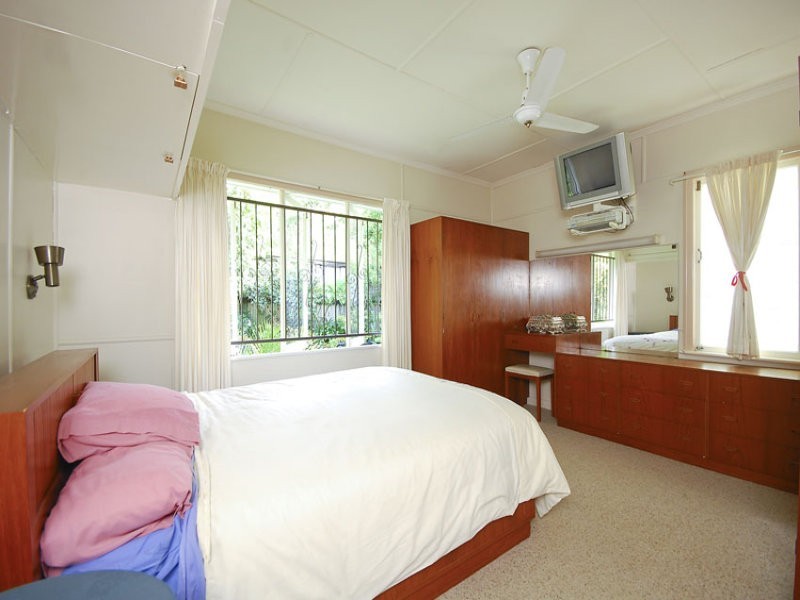 70 MINIMINE STREET, Stafford QLD 4053