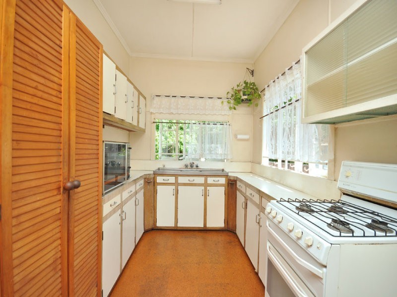 10 Deborah Street, Geebung QLD 4034