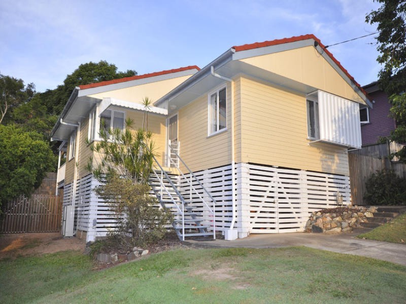 45 Farrant Street, Stafford Heights QLD 4053