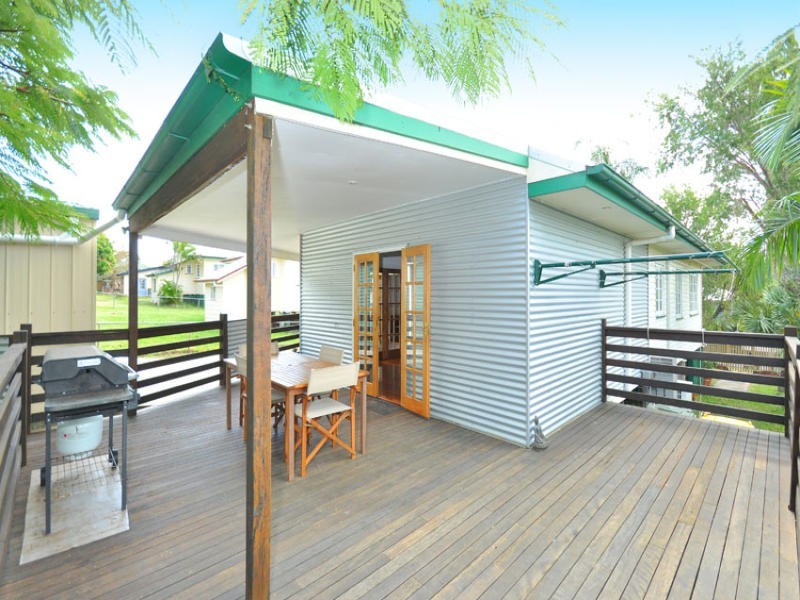 12 Midson Street, Stafford QLD 4053