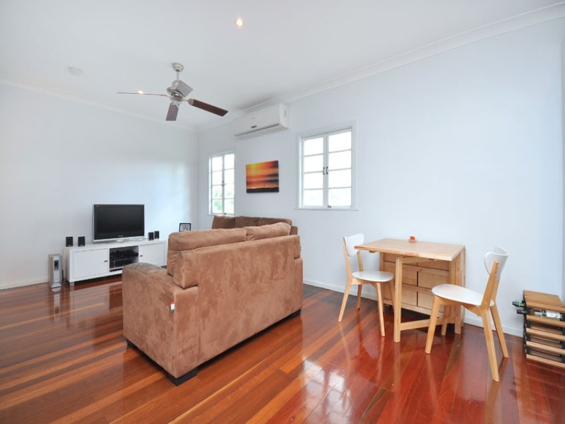 12 Midson Street, Stafford QLD 4053