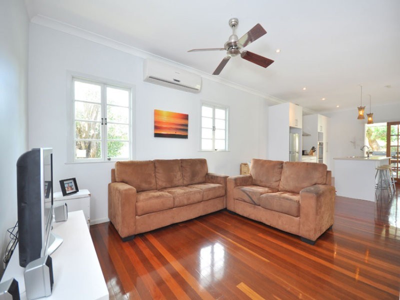 12 Midson Street, Stafford QLD 4053