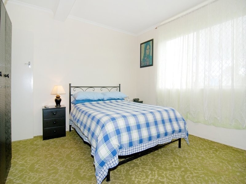 26 Groom Street, Gordon Park QLD 4031