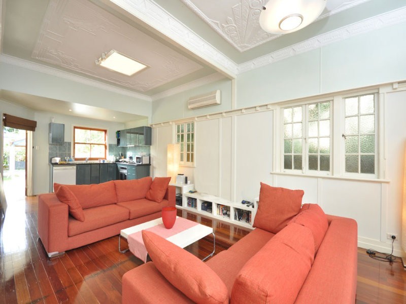 74 Gordon Street, Gordon Park QLD 4031