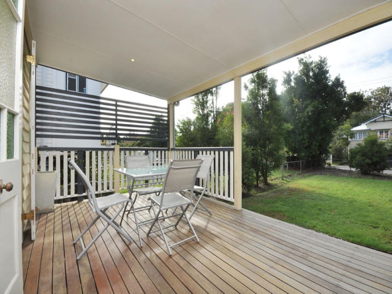 74 Gordon Street, Gordon Park QLD 4031