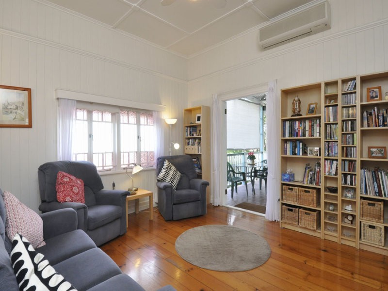 20 Brook Road, Wooloowin QLD 4030