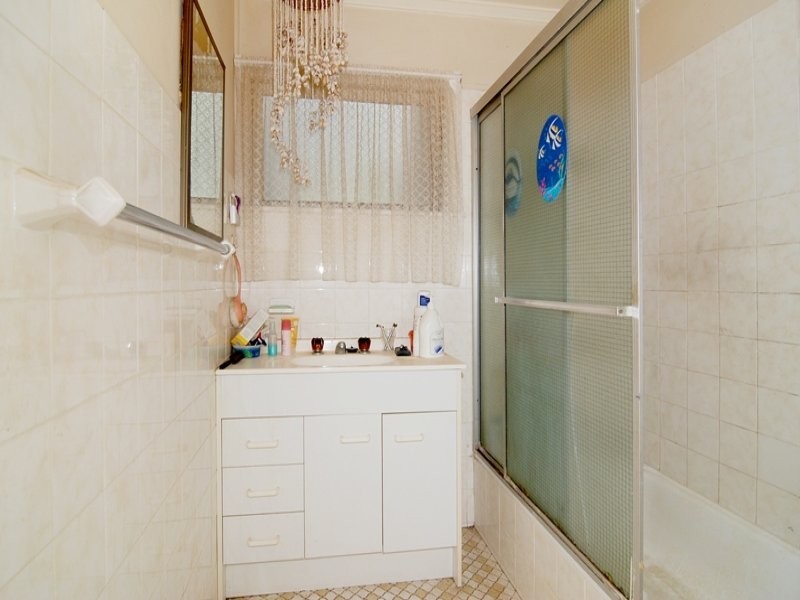 5 Bloxsom Street, Kedron QLD 4031