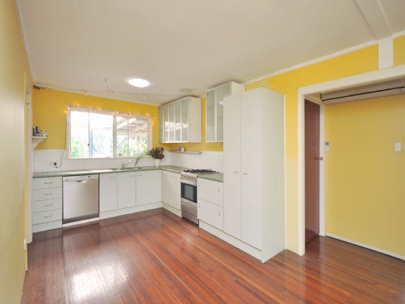 18 Cleavue Street, Geebung QLD 4034