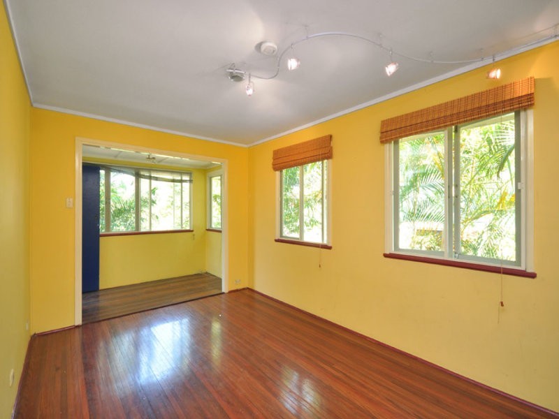 18 Cleavue Street, Geebung QLD 4034