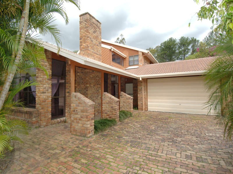 4 Banek Place, Everton Park QLD 4053