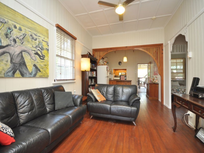 32 Rawson Street, Wooloowin QLD 4030
