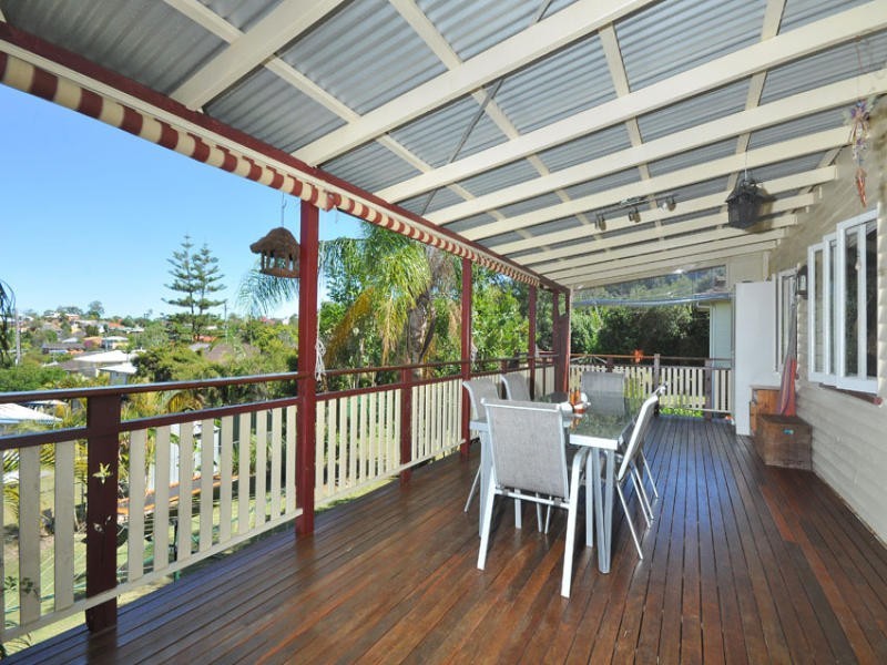 42 Dunedoo Street, Stafford QLD 4053