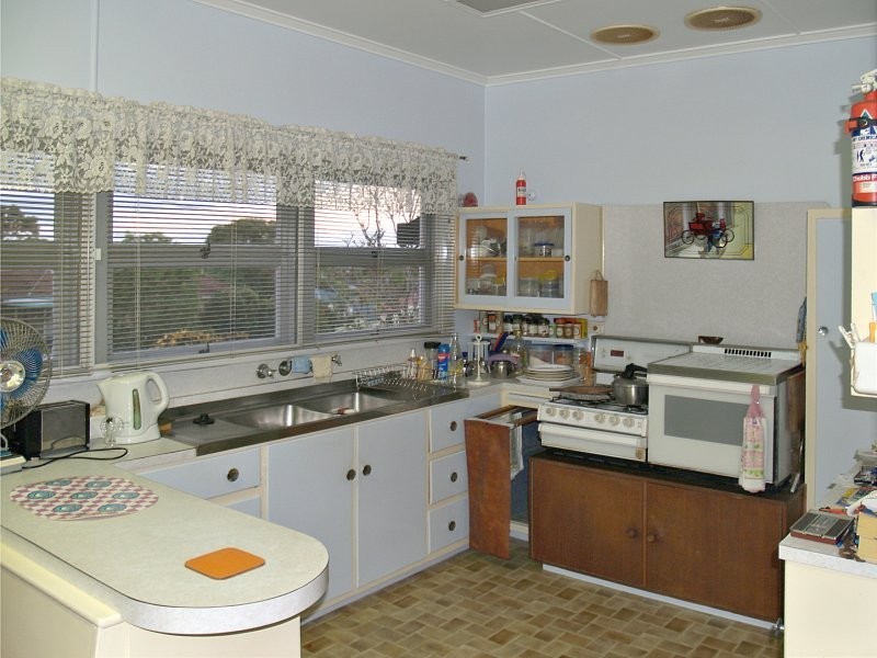 26 Calga St, Wavell Heights QLD 4012