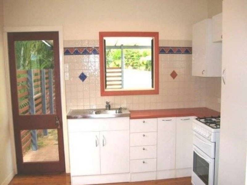 31 Crown Street, Bardon QLD 4065