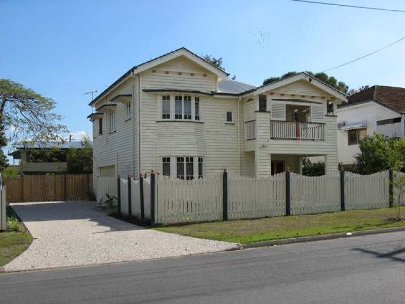 68 Winchester Street, Hamilton QLD 4007