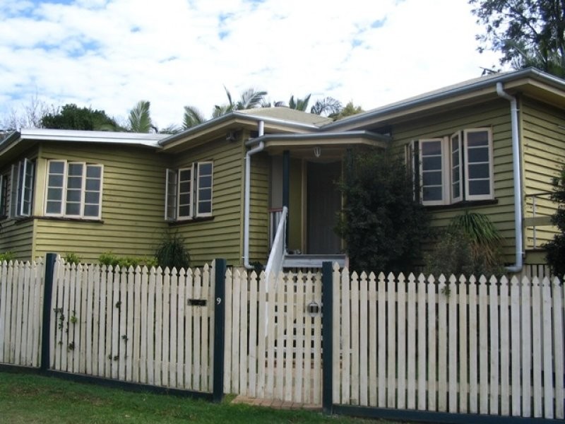 9 North Street, Kedron QLD 4031