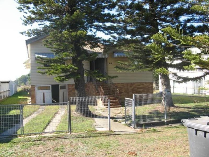 27 Ure Street, Hendra QLD 4011