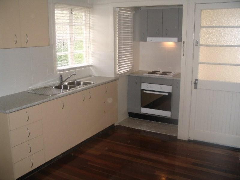 16 Ferricks Street, Stafford QLD 4053