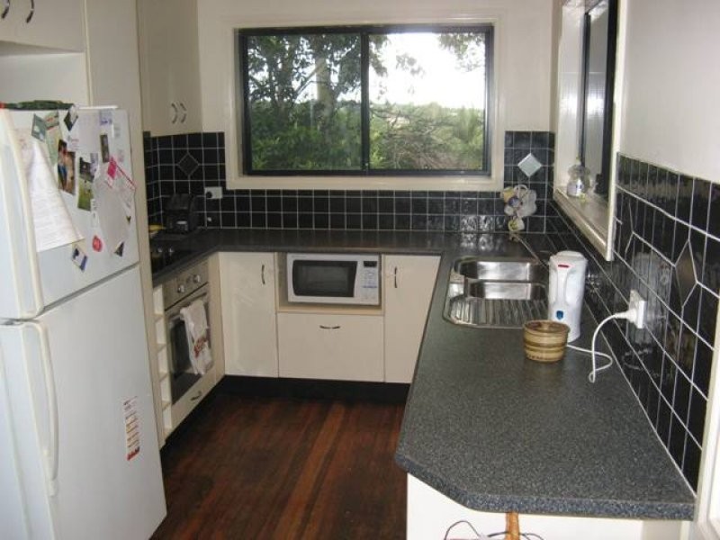 9 Halton Street, Stafford Heights QLD 4053