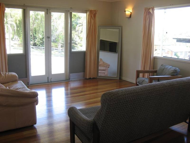 68 Maundrell Terrace, Chermside West QLD 4032