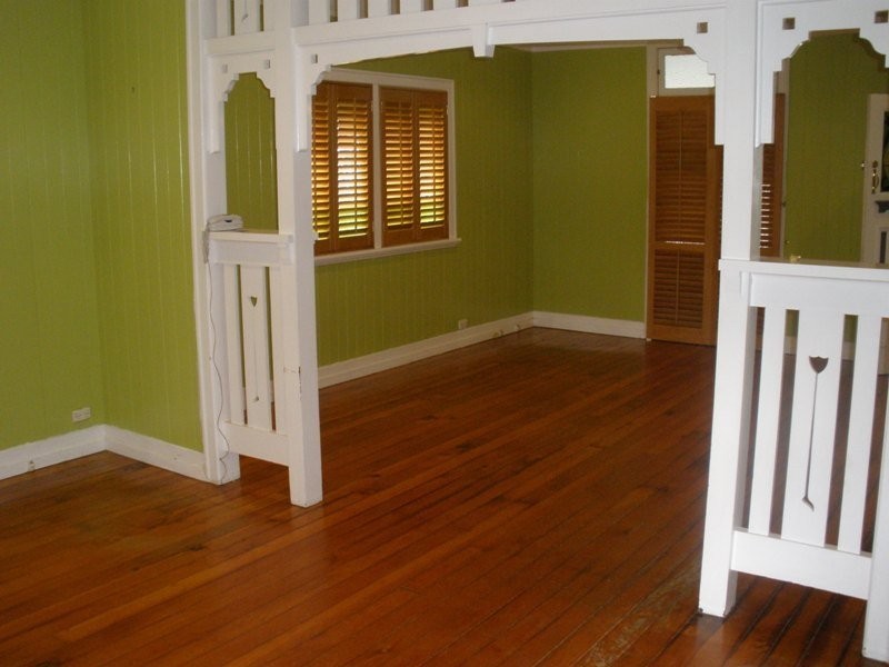 12 Grays Road, Gaythorne QLD 4051