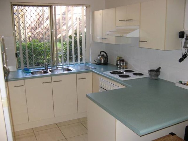 1/10 Burnaby Tce, Gordon Park QLD 4031