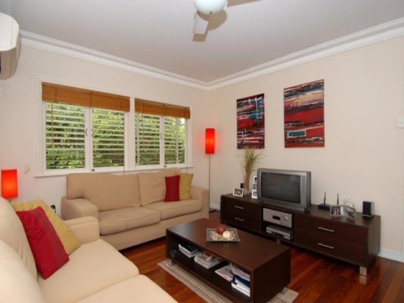 8 Nabiac Street, Kedron QLD 4031