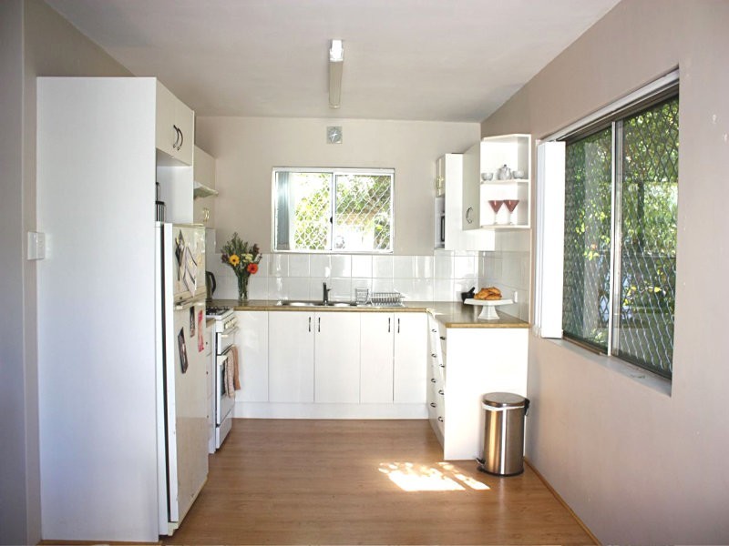 2/64 Alva Tce, Gordon Park QLD 4031