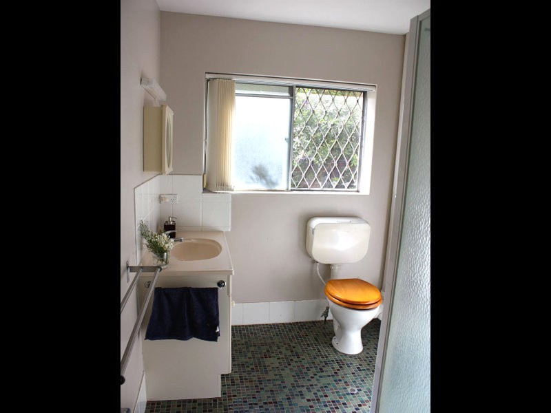 2/64 Alva Tce, Gordon Park QLD 4031