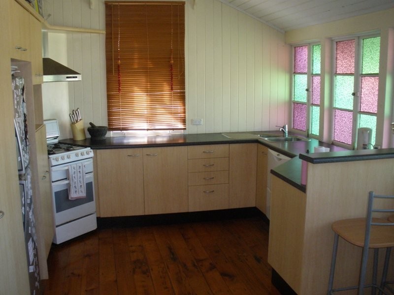 11 Madden Street, Albion QLD 4010