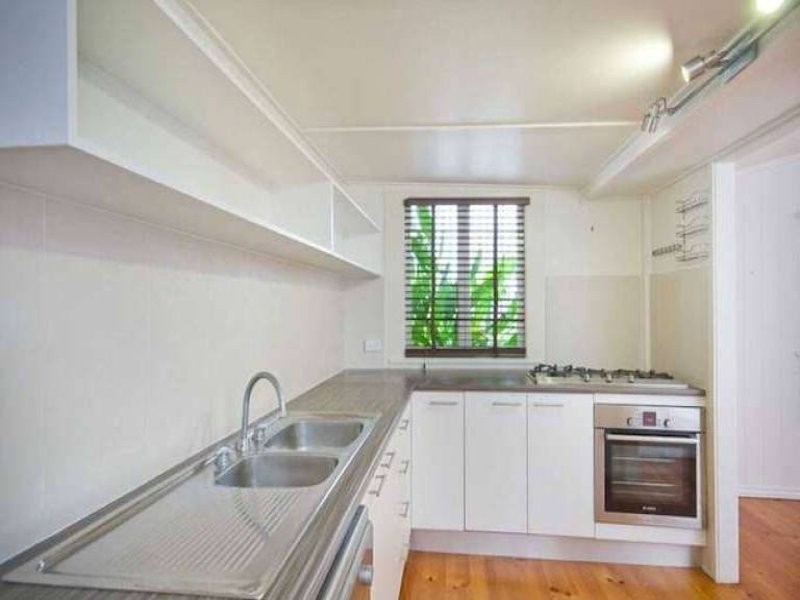 20 MANNION STREET, Red Hill QLD 4059