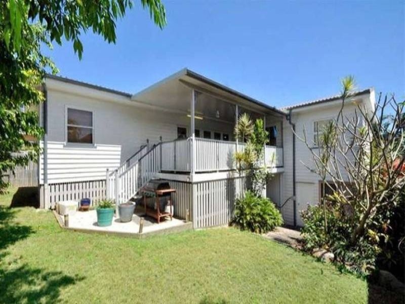 39 Bayview Terrace, Wavell Heights QLD 4012