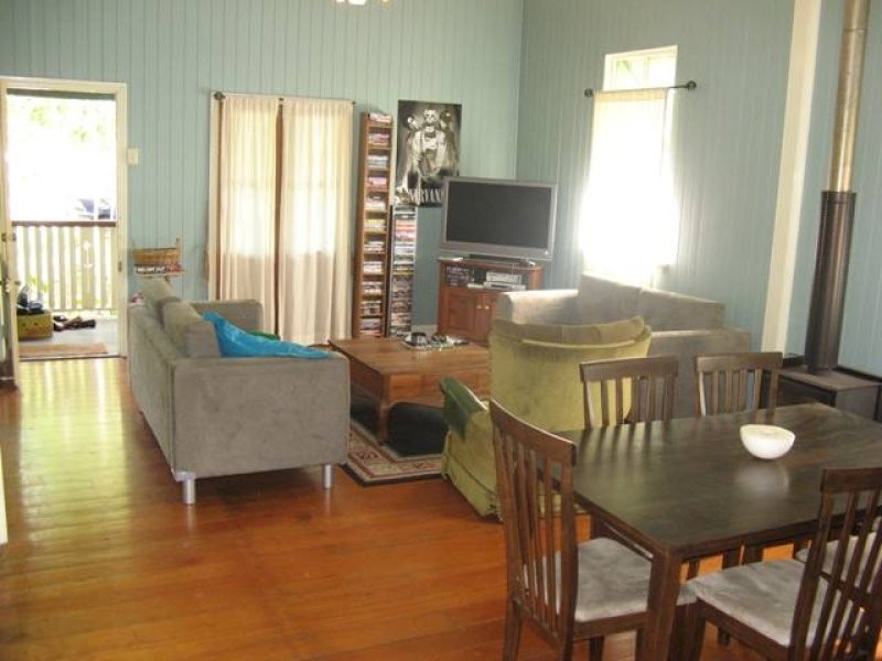 245 Days Road, Grange QLD 4051