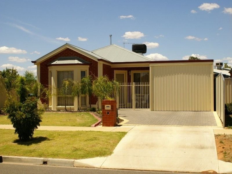 20 James Cook Drive, Mildura VIC 3500
