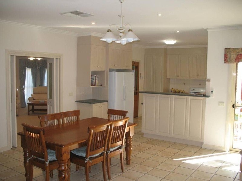 19 Cambridge Terrace, Mildura VIC 3500