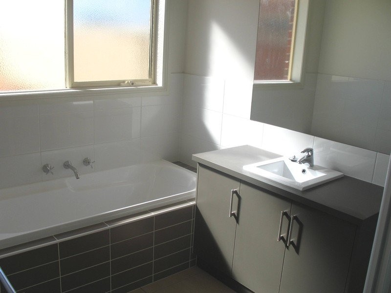 16 Rita Drive, Mildura VIC 3500