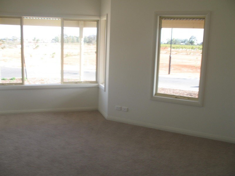 16 Rita Drive, Mildura VIC 3500