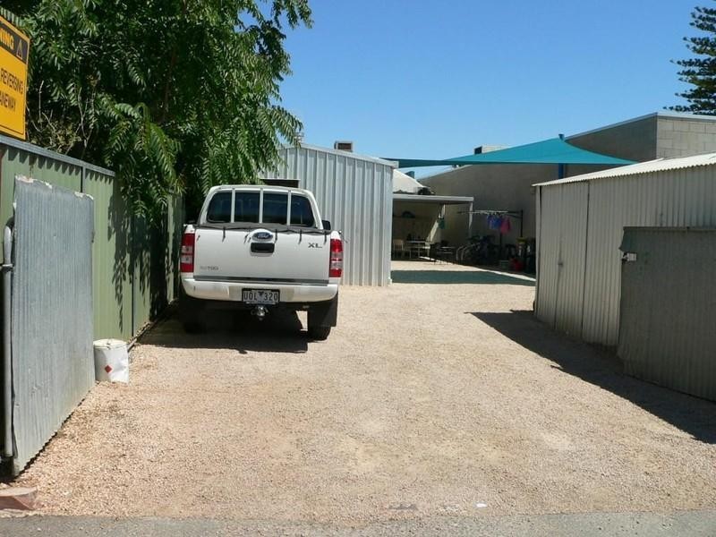 142 Pine Avenue, Mildura VIC 3500