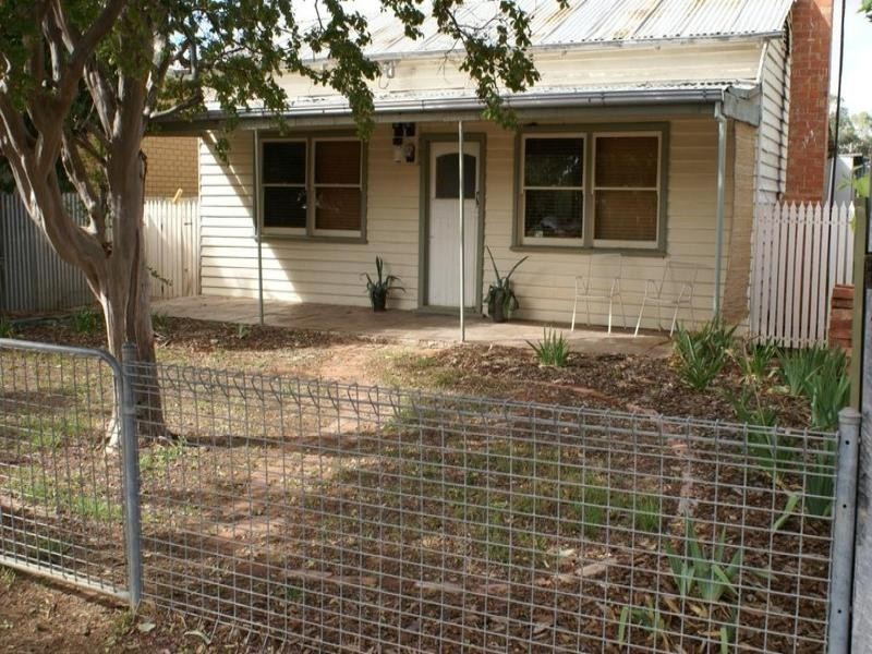 40 Goulburn Avenue, Red Cliffs VIC 3496