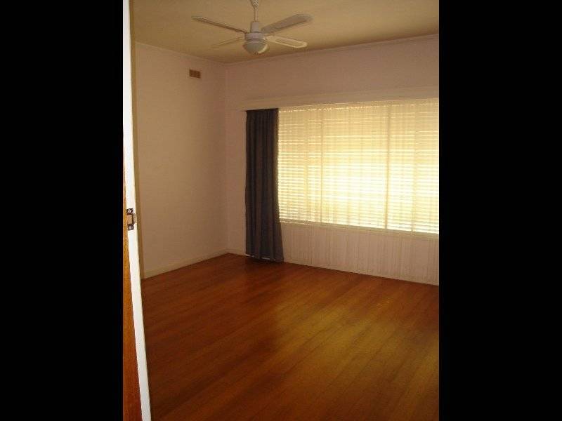 71 Victoria Street, Rochester VIC 3561