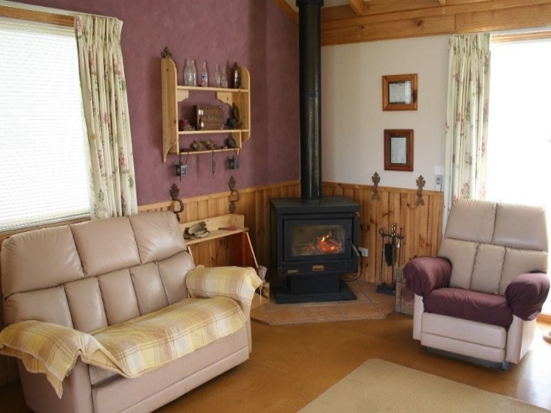 18 Swindale Street, Elmore VIC 3558