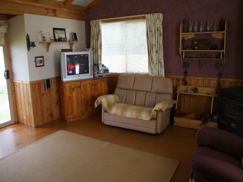 18 Swindale Street, Elmore VIC 3558