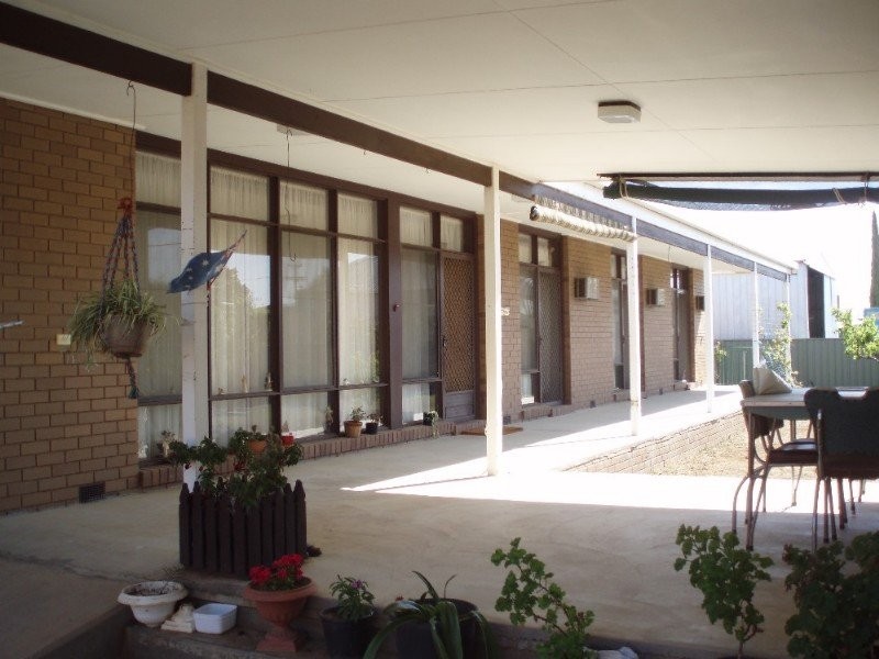 42 Victoria Street, Rochester VIC 3561