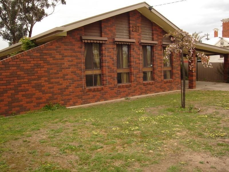 20 Kings Ave, St Arnaud VIC 3478