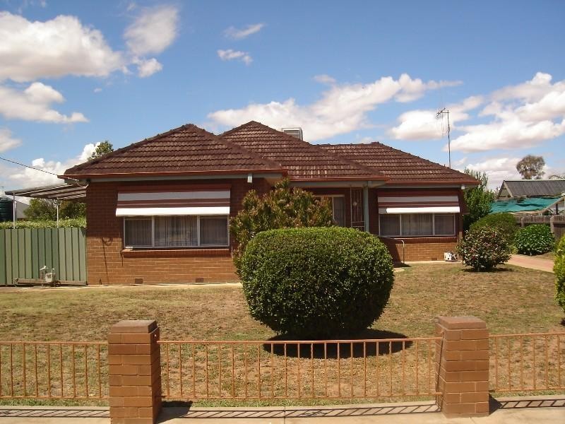 63 Dudley Street, Rochester VIC 3561