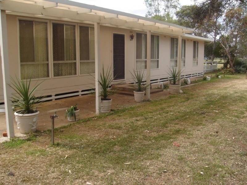 164 Railway Road, Rochester VIC 3561