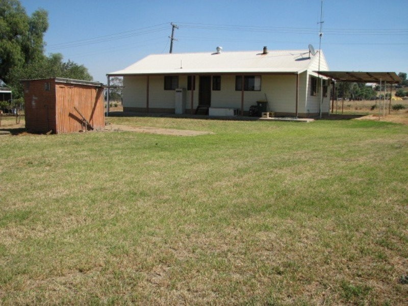 271 Moorbel Drive, Canowindra NSW 2804