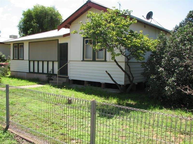 86 Tilga Street, Canowindra NSW 2804