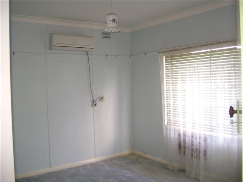 14 Argoon Street, Cowra NSW 2794