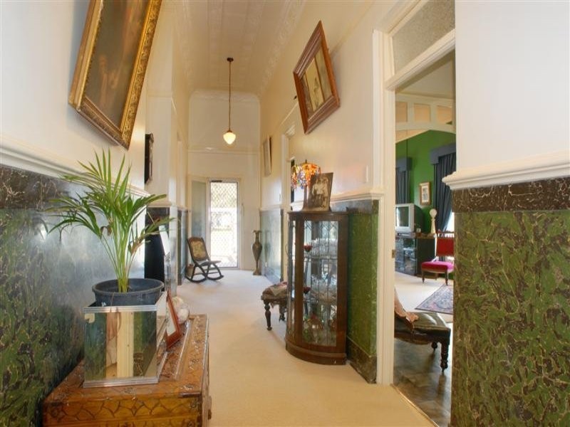 2 East Street, Gooloogong NSW 2805